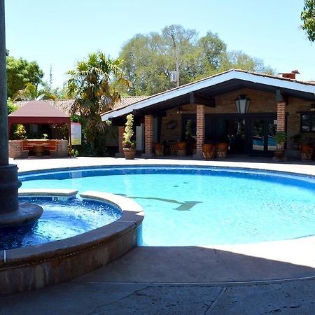 Hotel El Rancho Navojoa Eksteriør billede